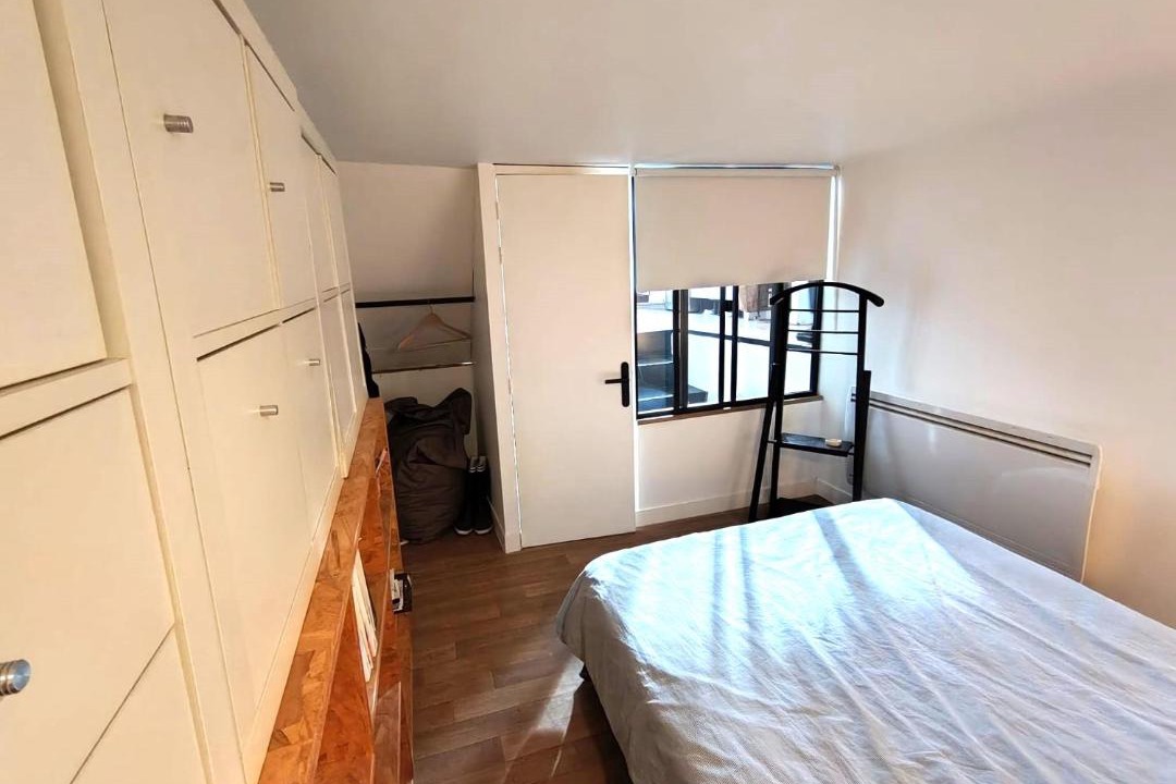 Photo of Bedroom in Clichy