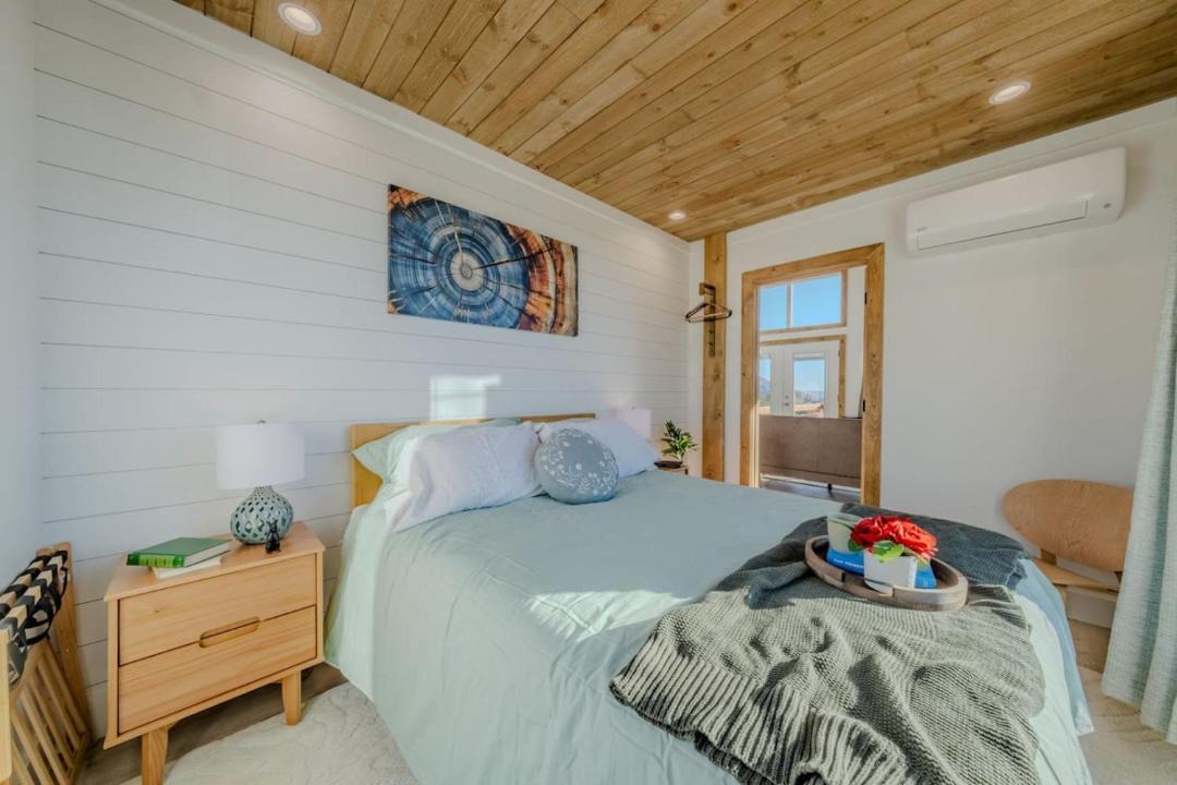 Photo of Bedroom in Glendale
