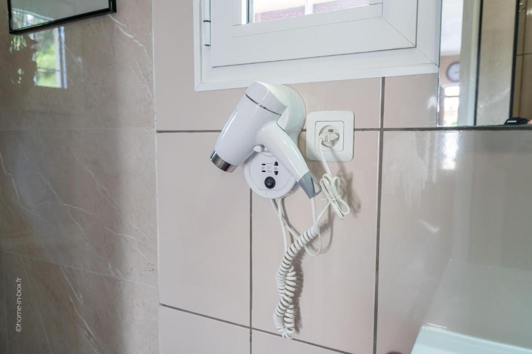 Photo of Bathroom in Esbly