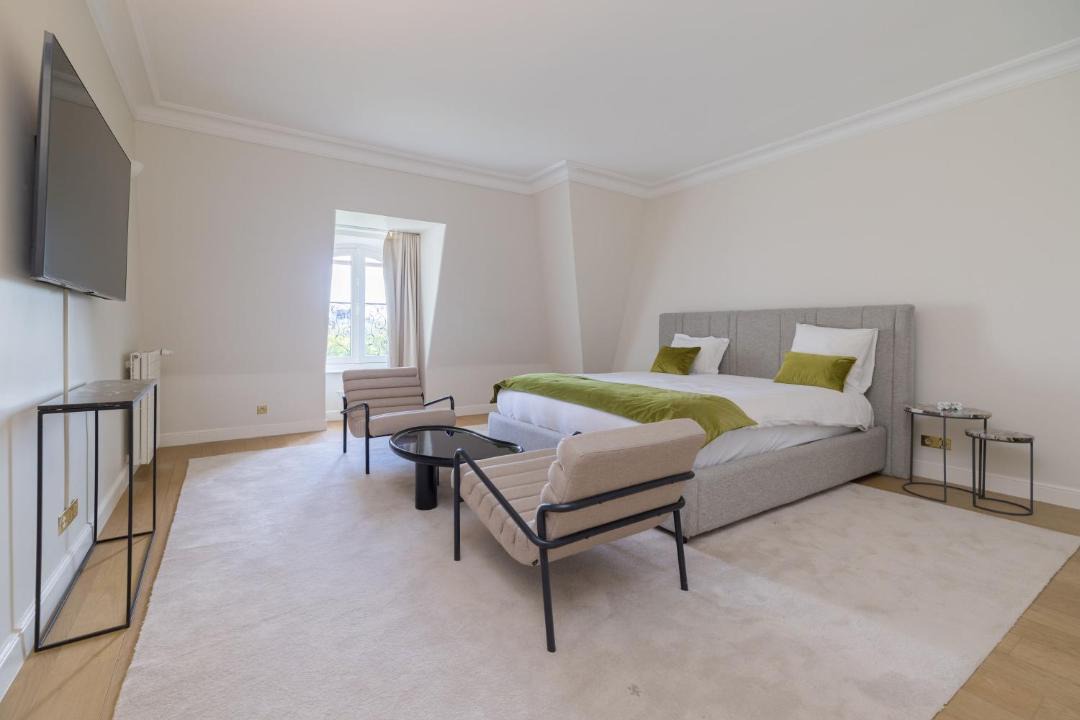 Photo of Bedroom in Champs-Elysees