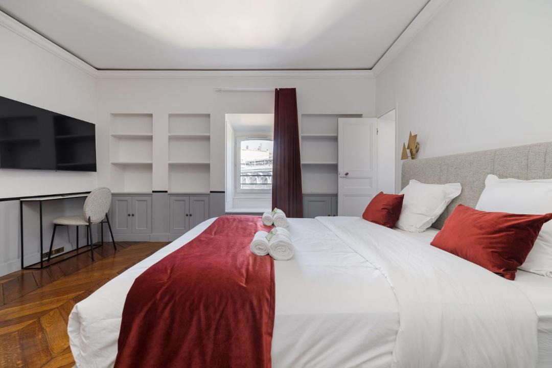 Photo of Bedroom in Champs-Elysees