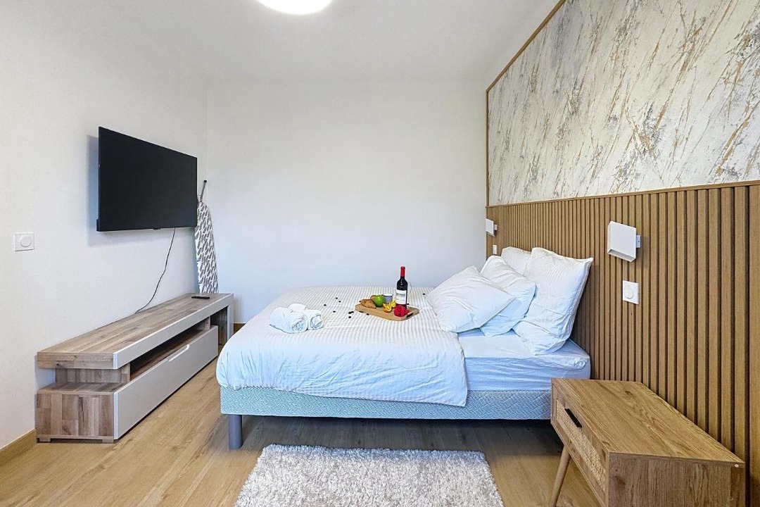 Photo of Bedroom in Le Blanc-Mesnil