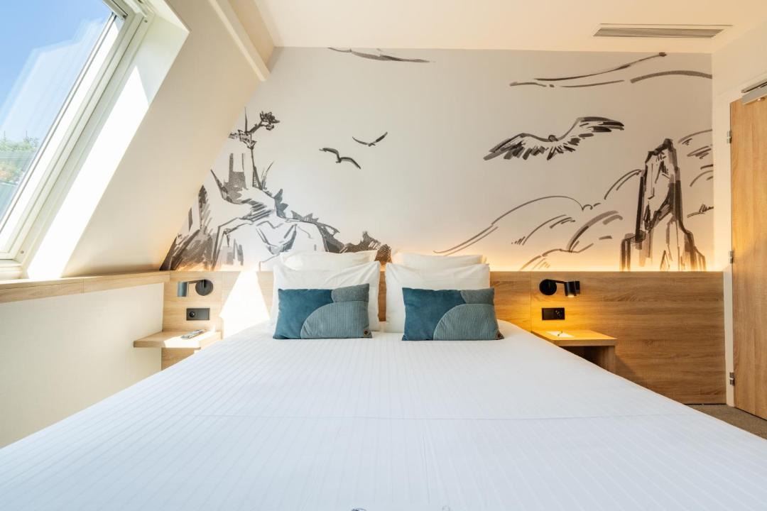 Photo of Bedroom in Combat