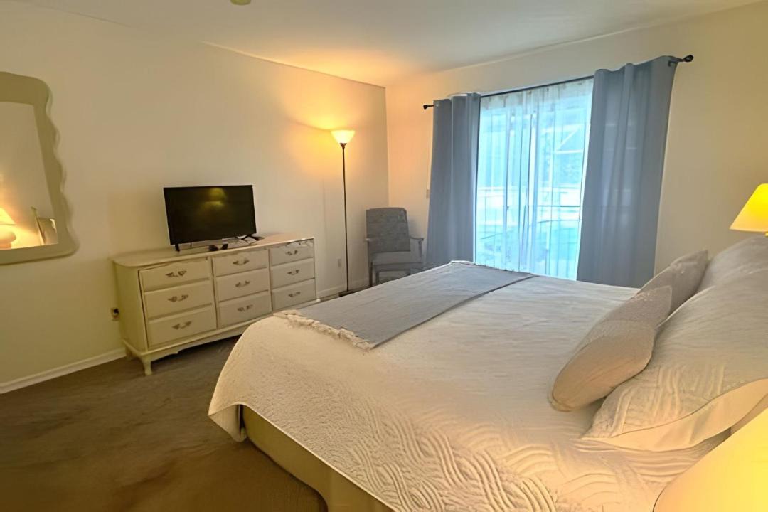 Photo of Bedroom in Indian Wells