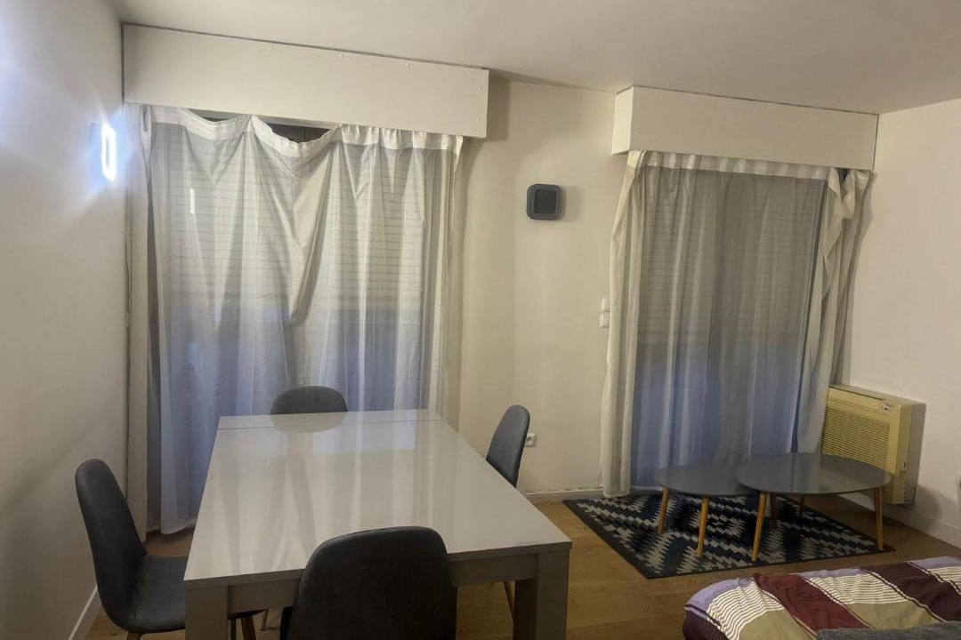 Photo of Others in Neuilly-sur-Seine