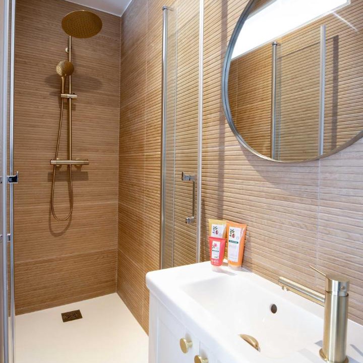 Photo of Bathroom in 19th Arrondissement