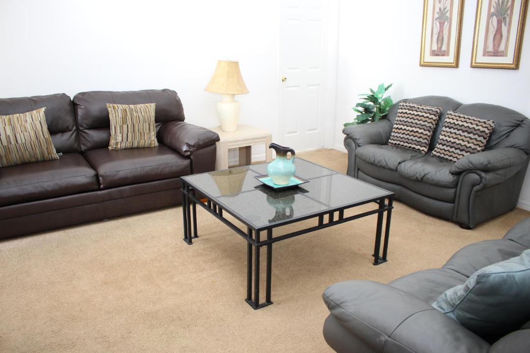 Photo of Livingroom in Florida Pines