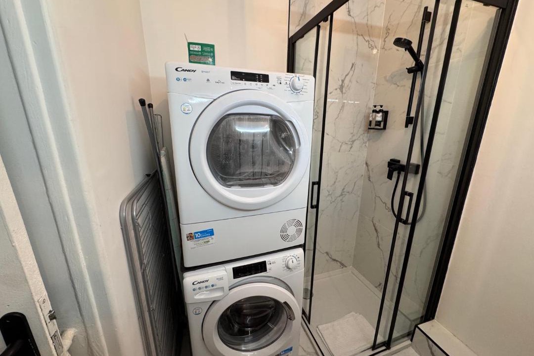 Photo of Bathroom in Neuilly-Plaisance