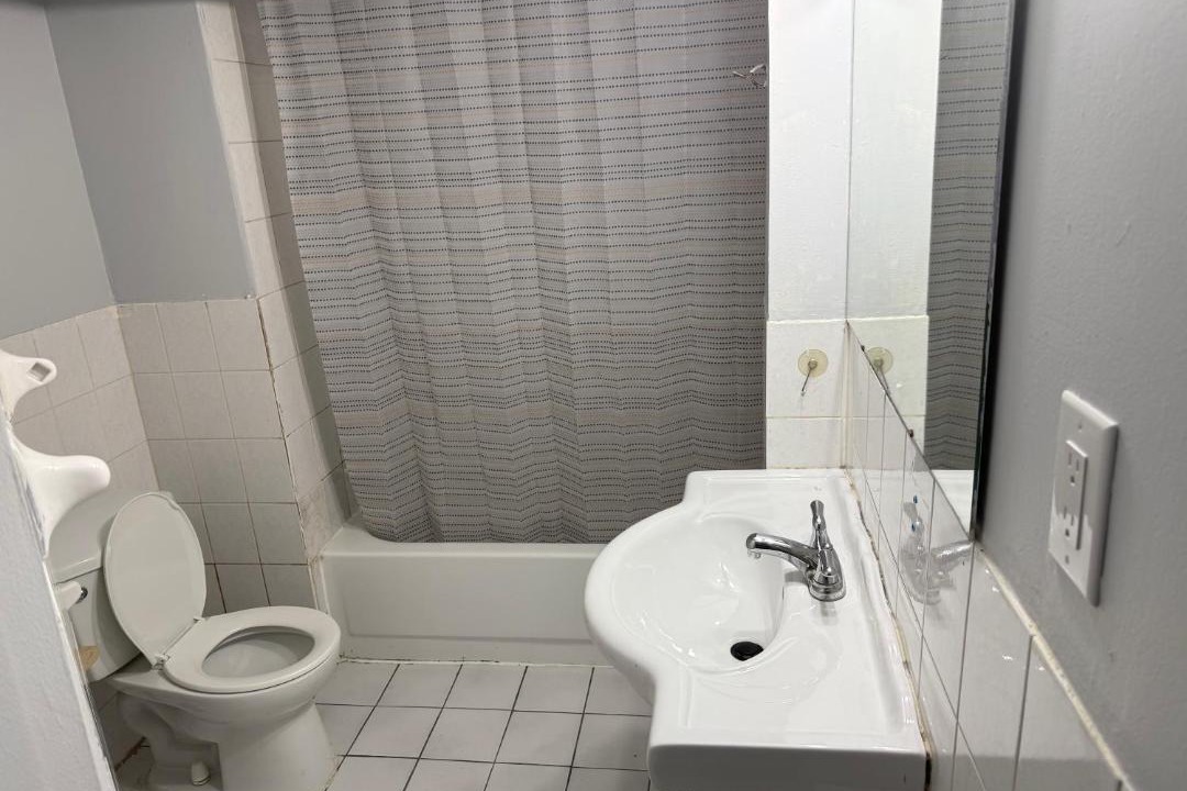 Photo of Bathroom in Bramalea