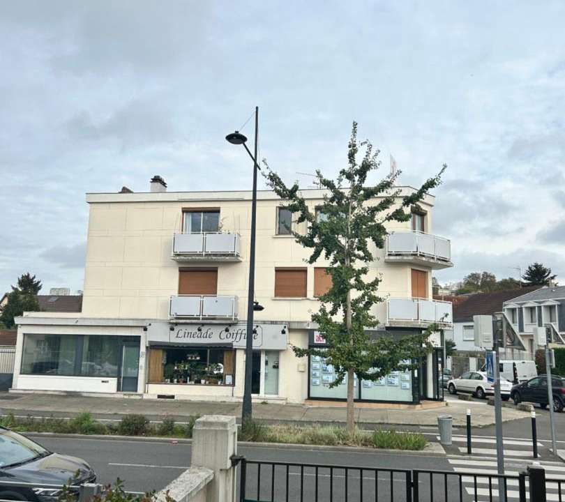 Photo of Others in L'Hay-les-Roses