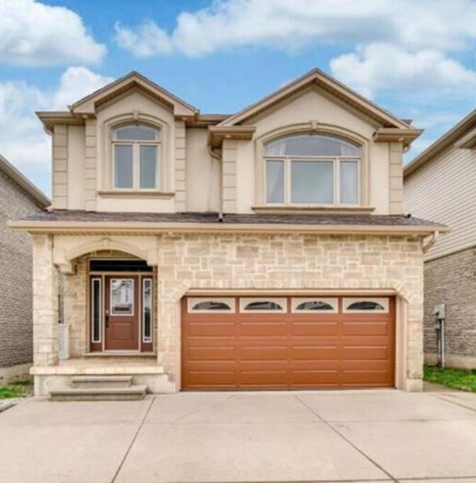 Photo of Others in Highland West