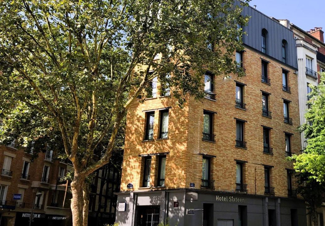 Photo of Buildings in Montrouge