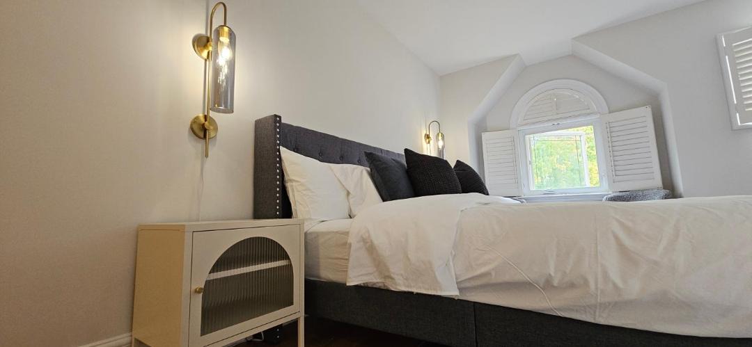 Photo of Bedroom in Leslieville