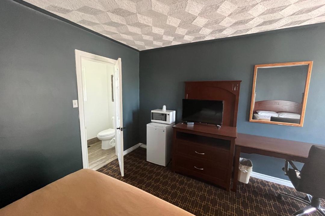 Photo of Bedroom in Sarnia