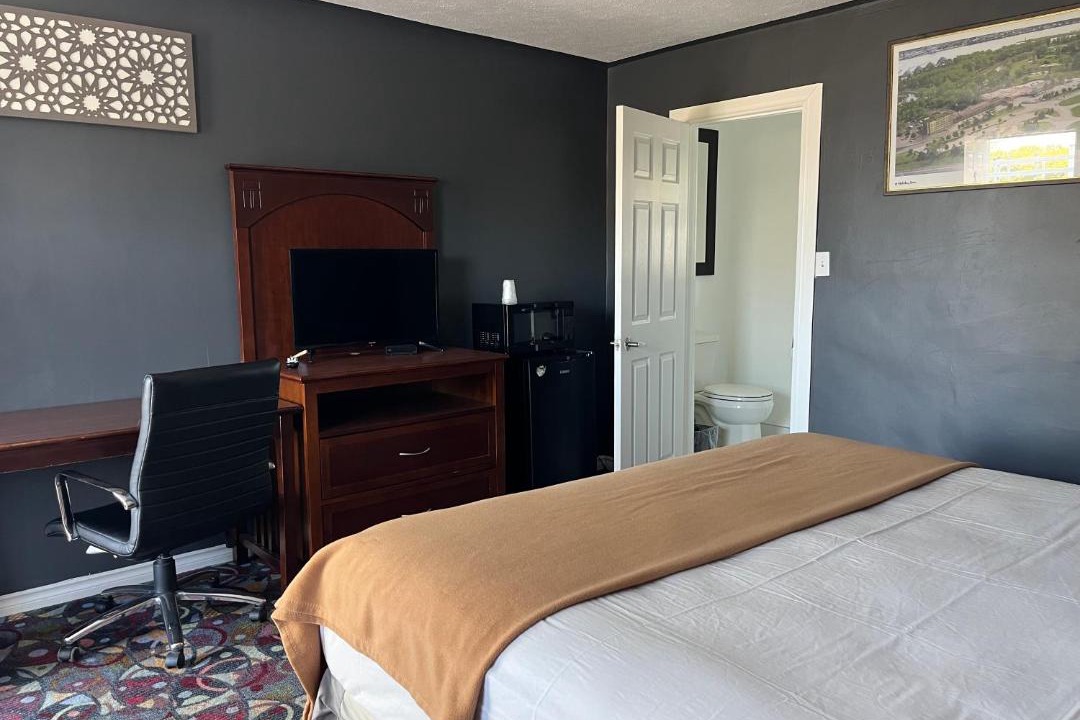 Photo of Bedroom in Sarnia
