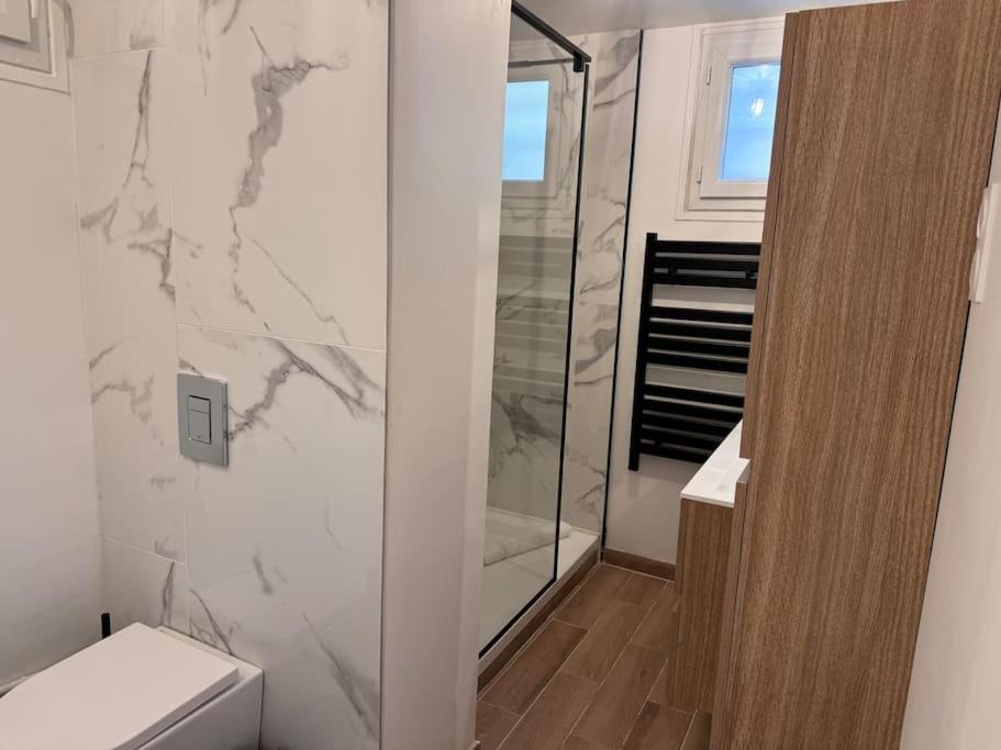 Photo of Bathroom in Neuilly-Plaisance