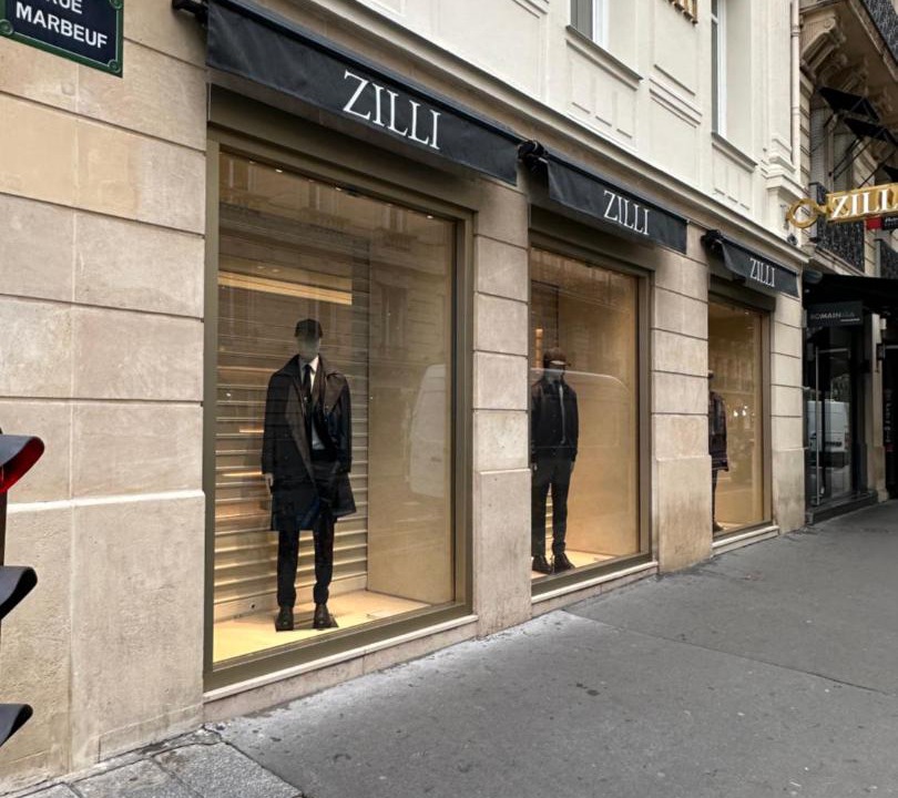 Photo of Others in Champs-Elysees