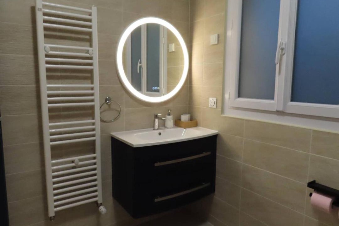 Photo of Bathroom in Bondy