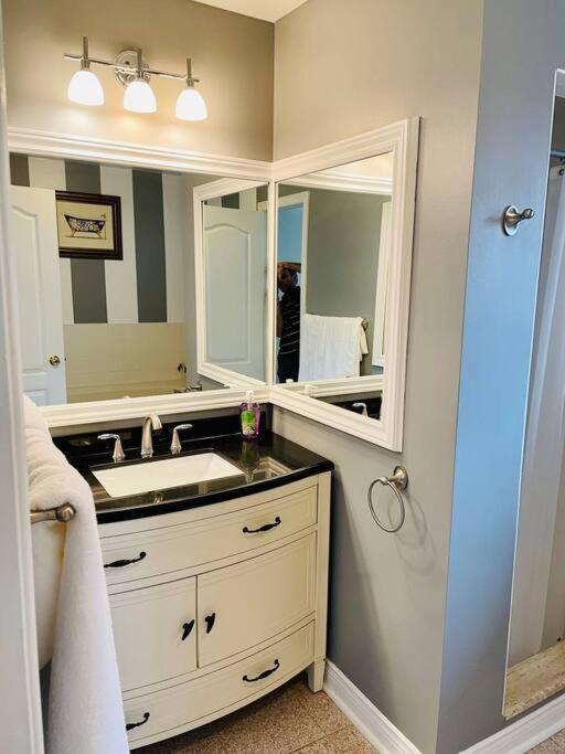 Photo of Bathroom in Lisgar