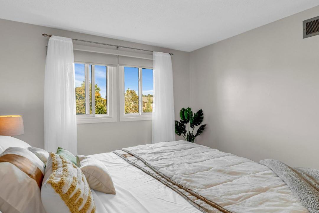 Photo of Bedroom in Brampton West