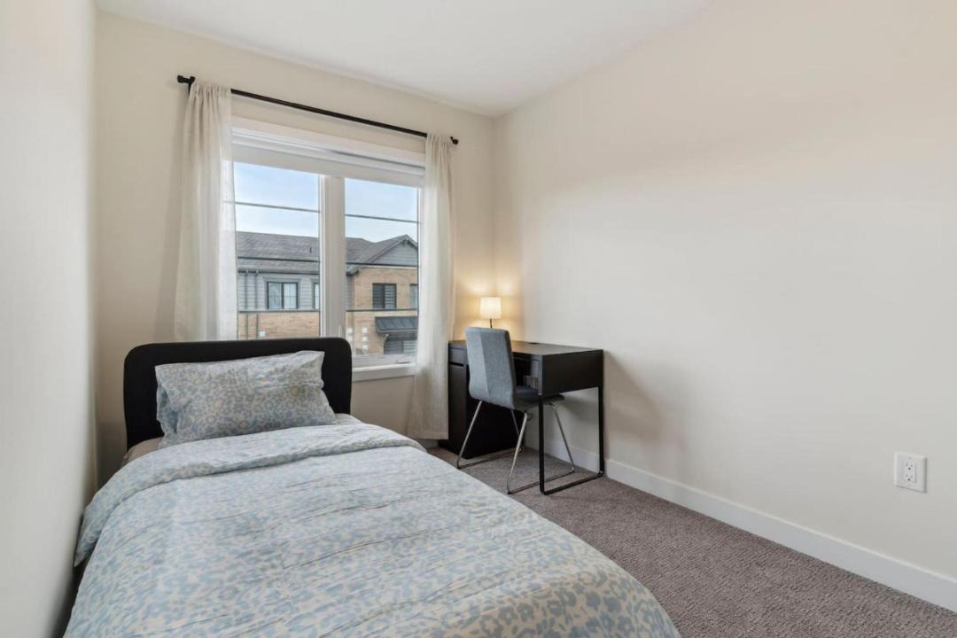 Photo of Bedroom in Thorold