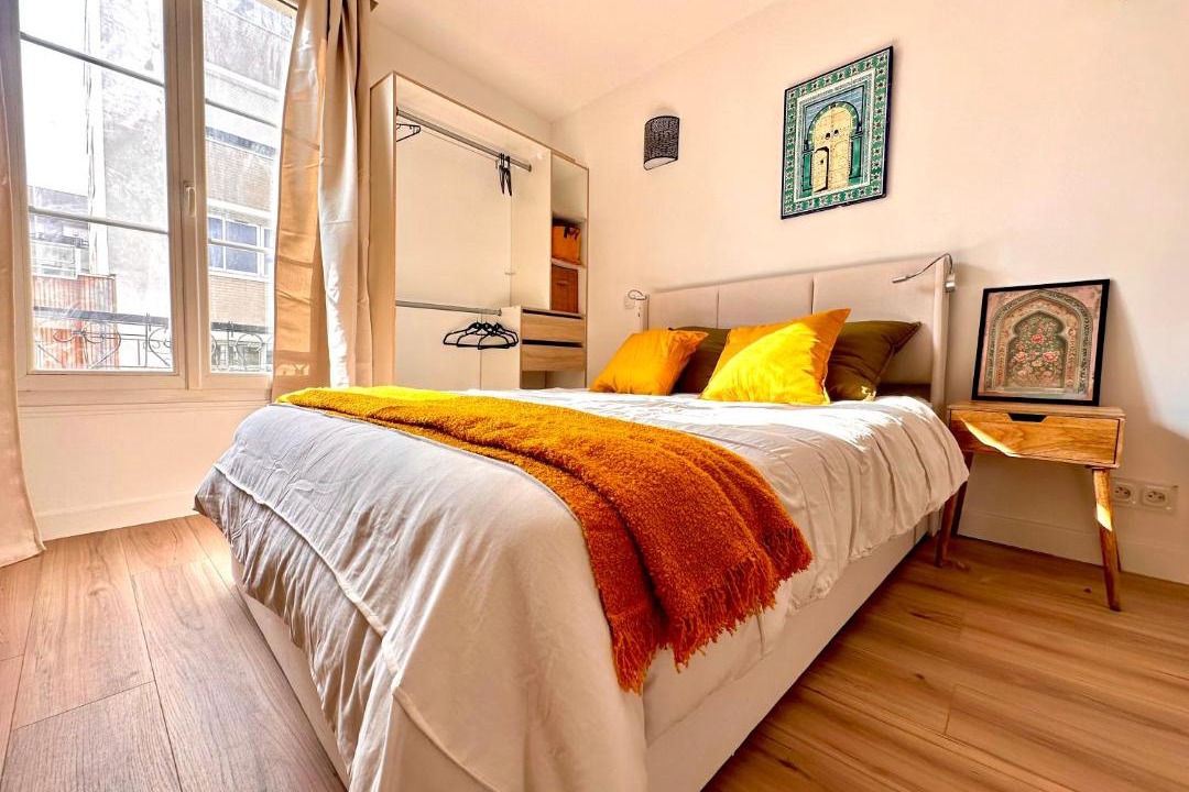 Photo of Bedroom in Clichy