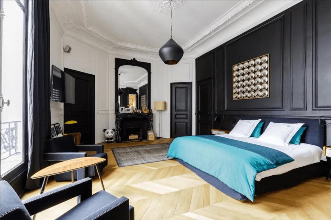 Photo of Bedroom in Champs-Elysees