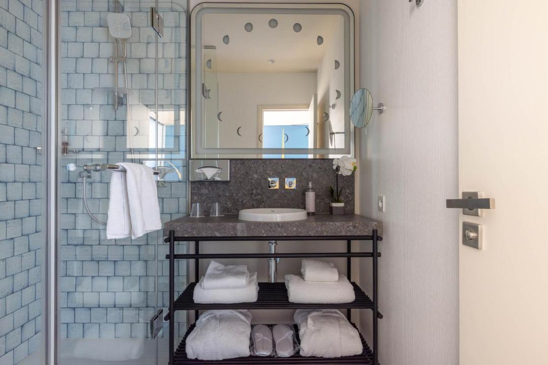 Photo of Bathroom in Chaussee-d'Antin