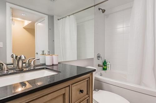 Photo of Bathroom in Fort York