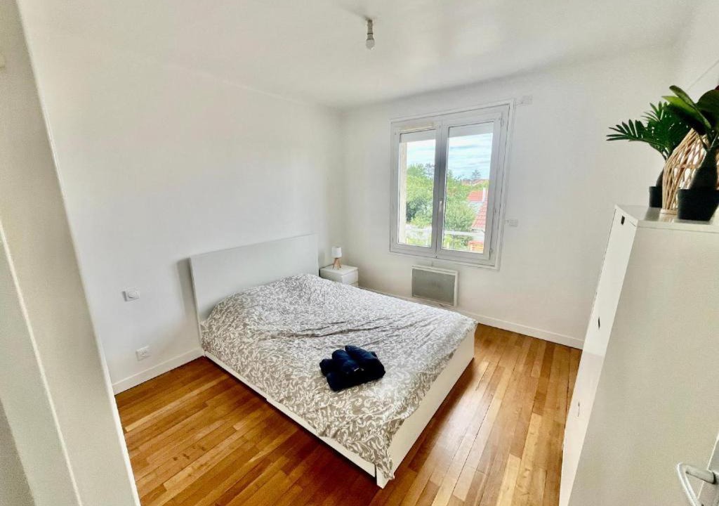 Photo of Bedroom in Vaires-sur-Marne