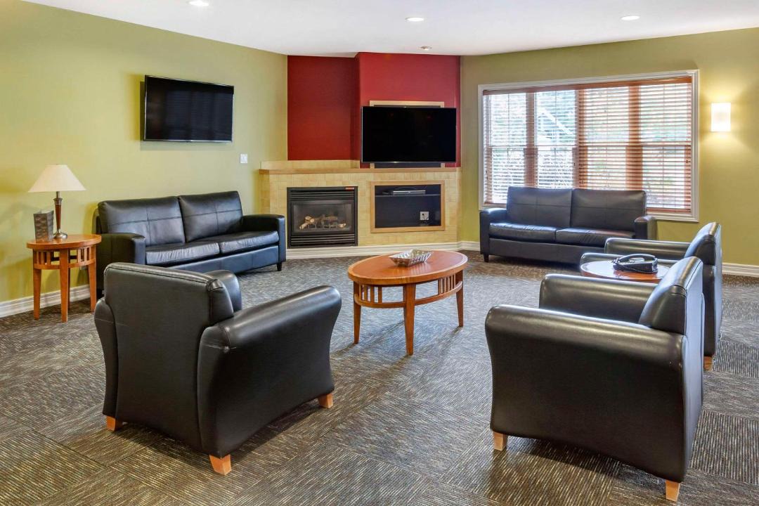 Photo of Livingroom in Oro-Medonte