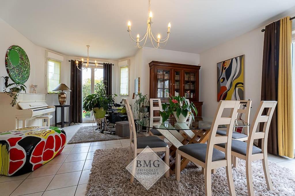 Photo of Livingroom in Bussy-Saint-Georges