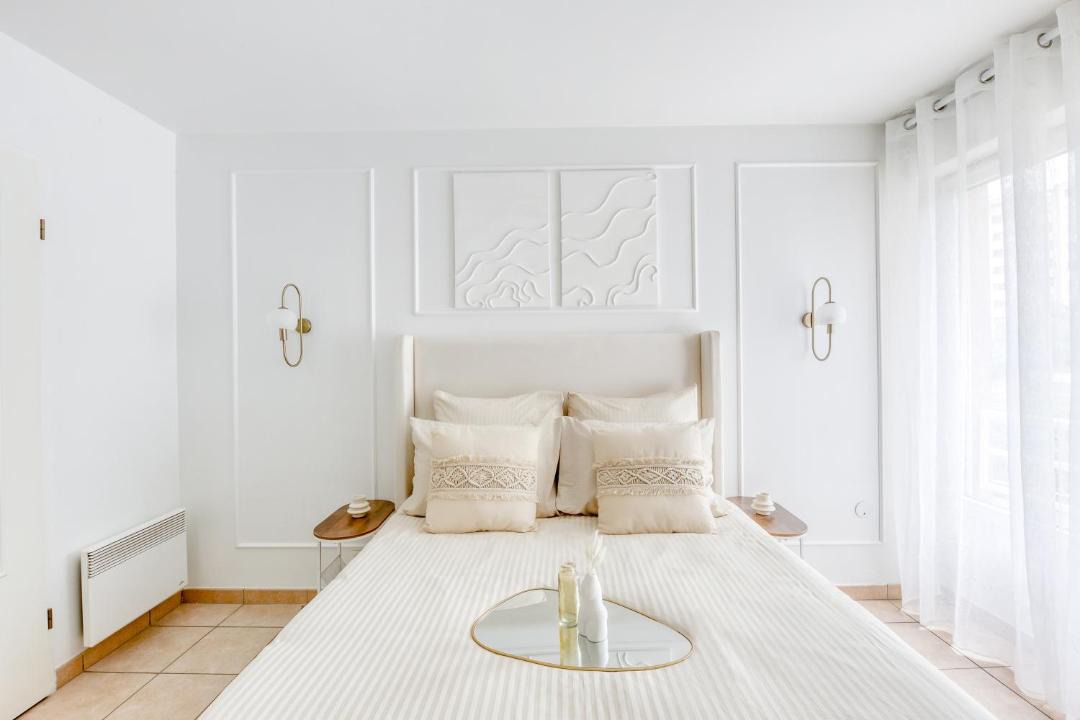 Photo of Bedroom in Chatillon