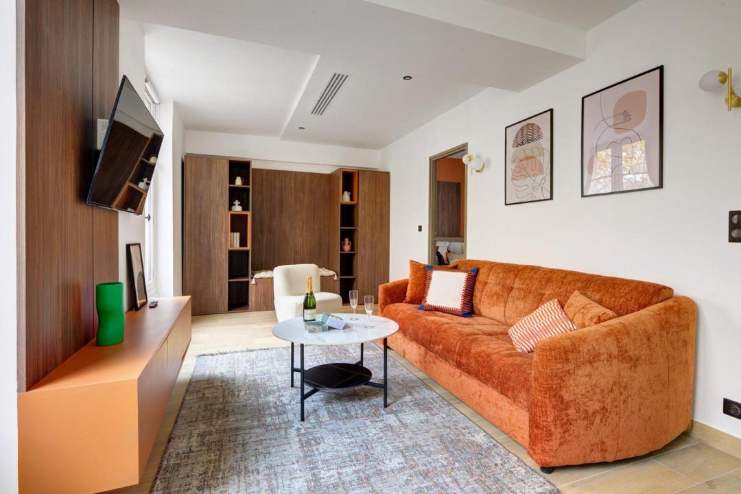 Photo of Livingroom in Quartier de la Plaine-de-Monceaux
