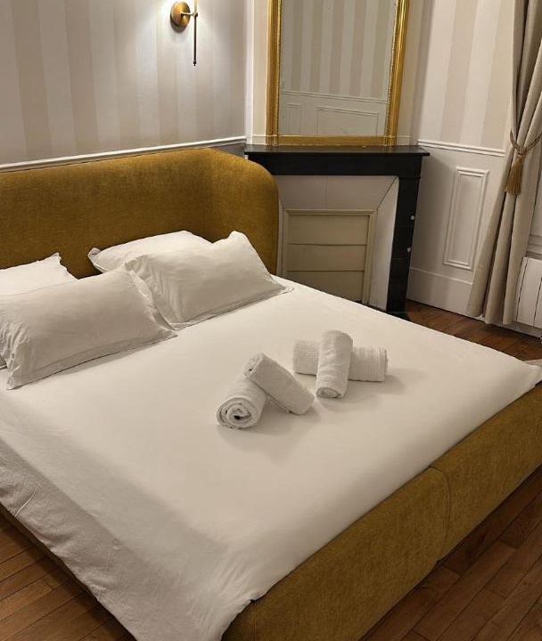 Photo of Bedroom in Saint-Lambert