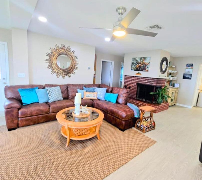 Photo of Livingroom in Winter Haven