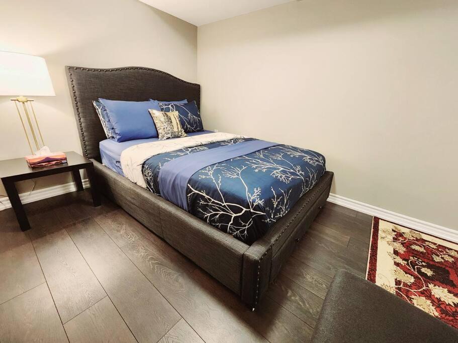 Photo of Bedroom in Halton Regional Municipality
