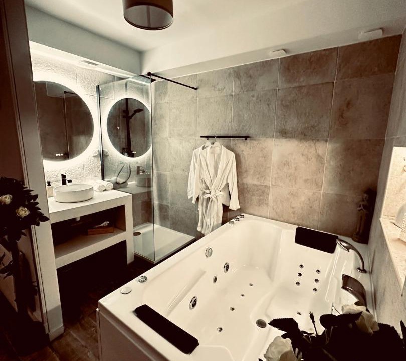 Photo of Bathroom in Neuilly-Plaisance