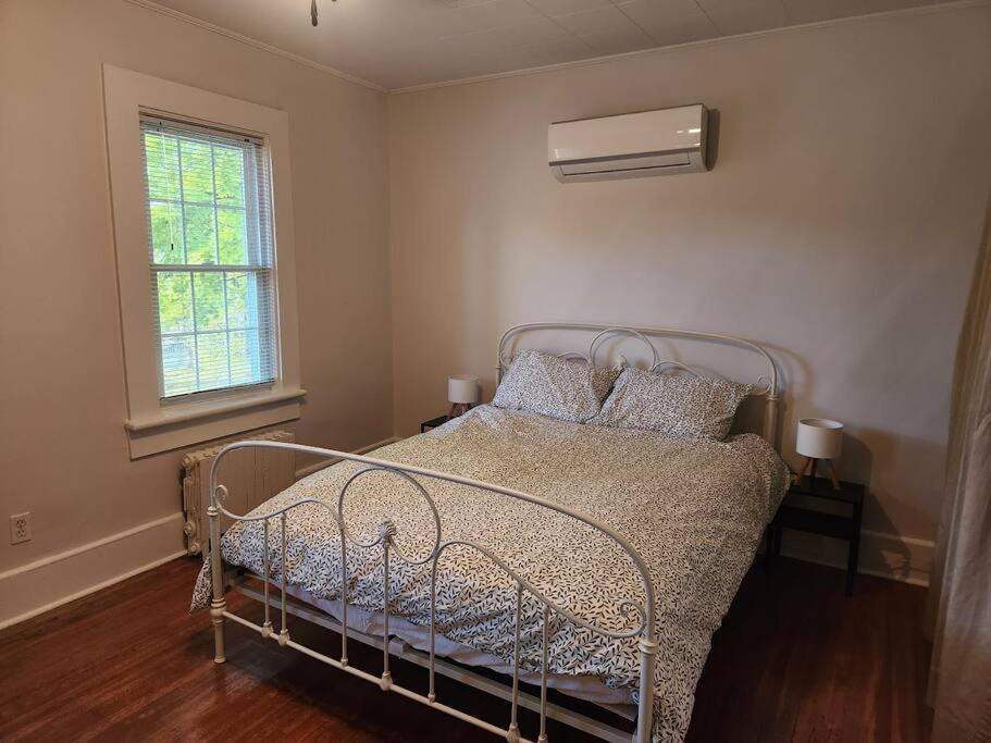 Photo of Bedroom in Leslieville