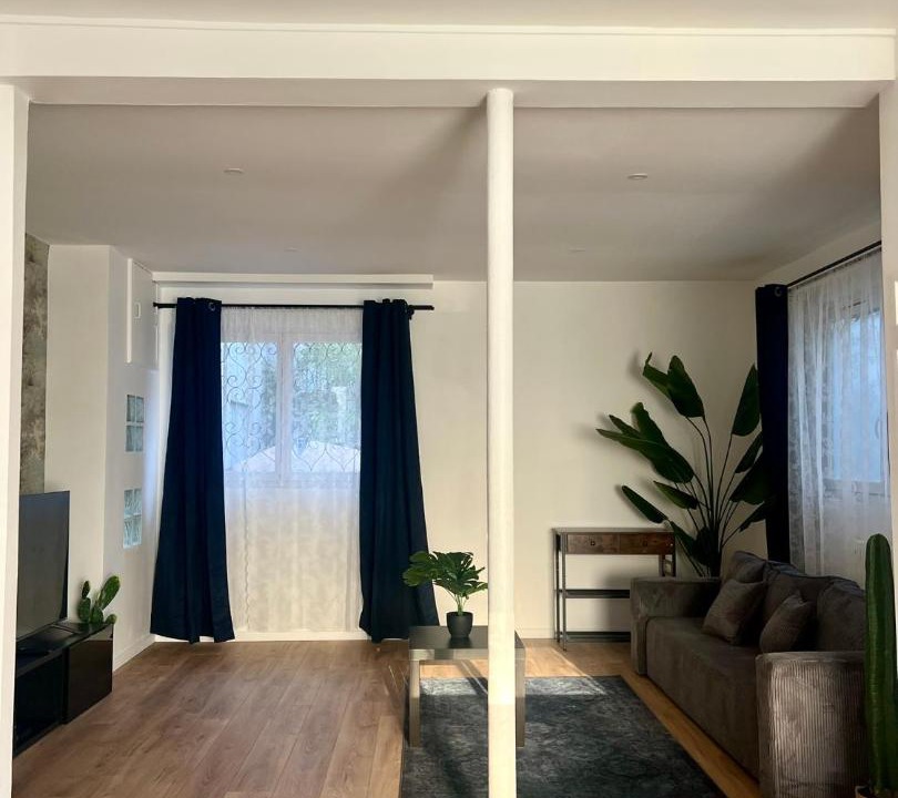 Photo of Livingroom in Bagneux