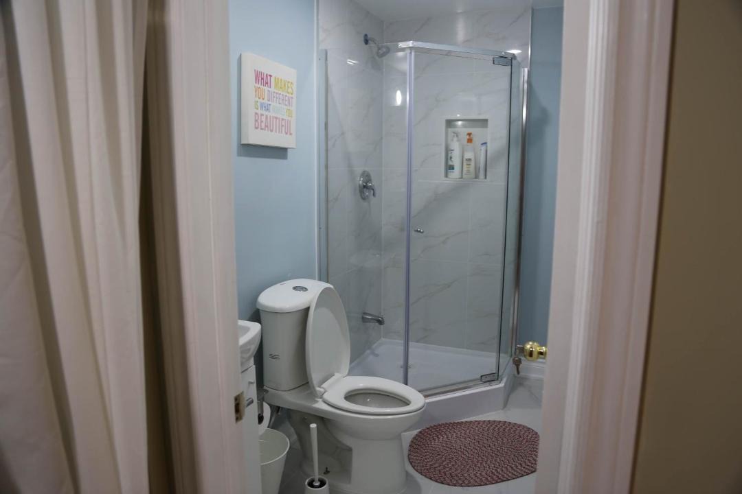 Photo of Bathroom in Glen Abbey