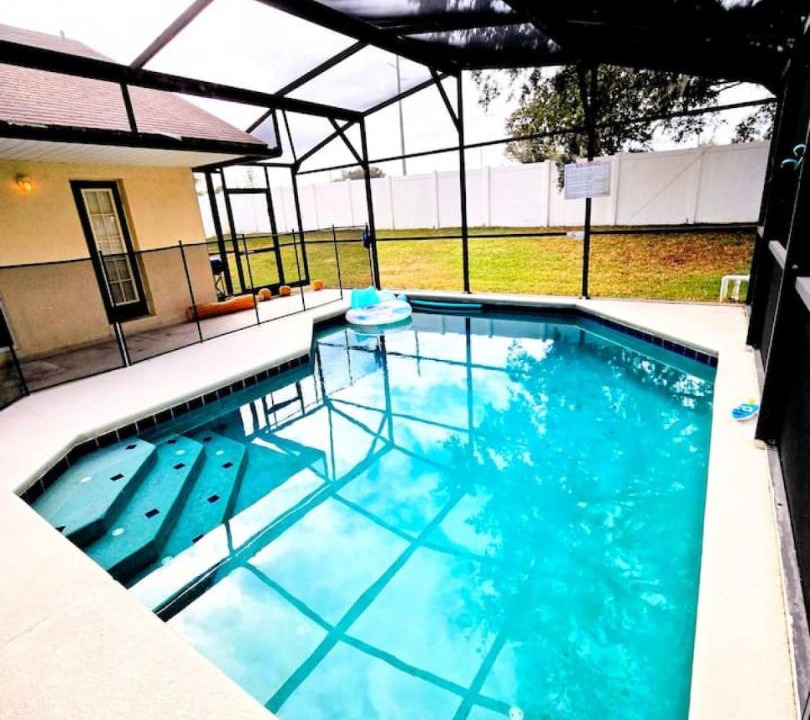 Photo of Patio Balcony in Orange Tree