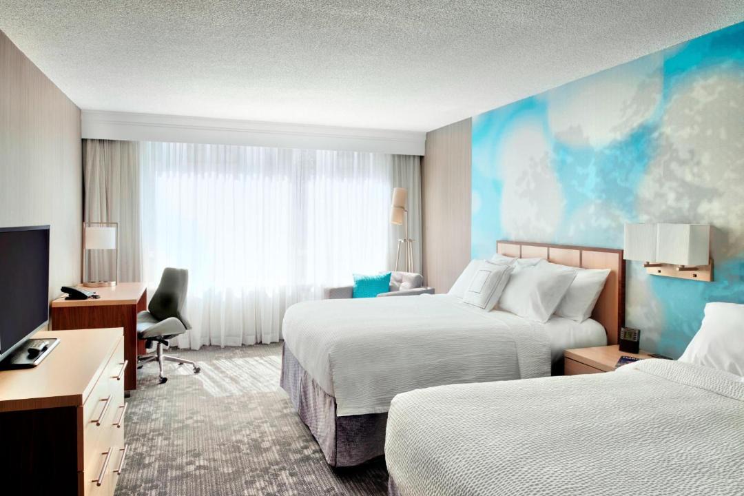 Photo of Bedroom in Church and Wellesley