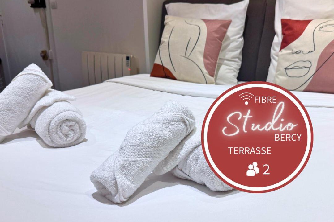 Photo of Bedroom in 12th Arrondissement