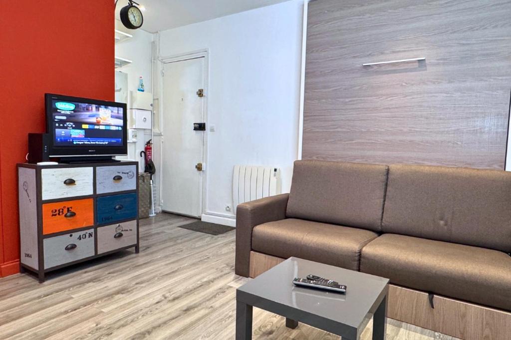 Photo of Livingroom in 12th Arrondissement