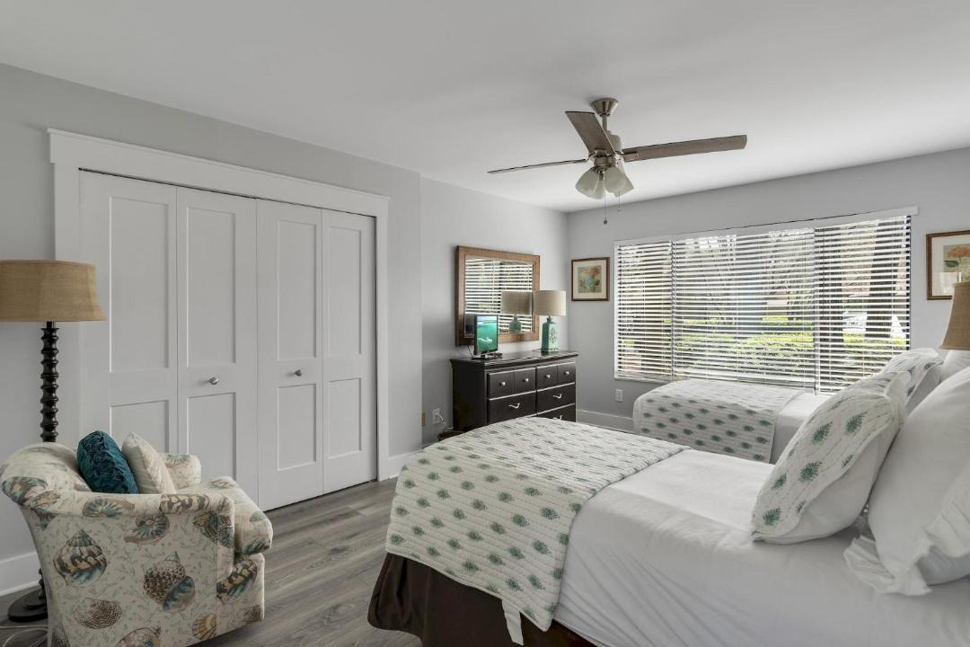 Photo of Bedroom in Miramar Beach