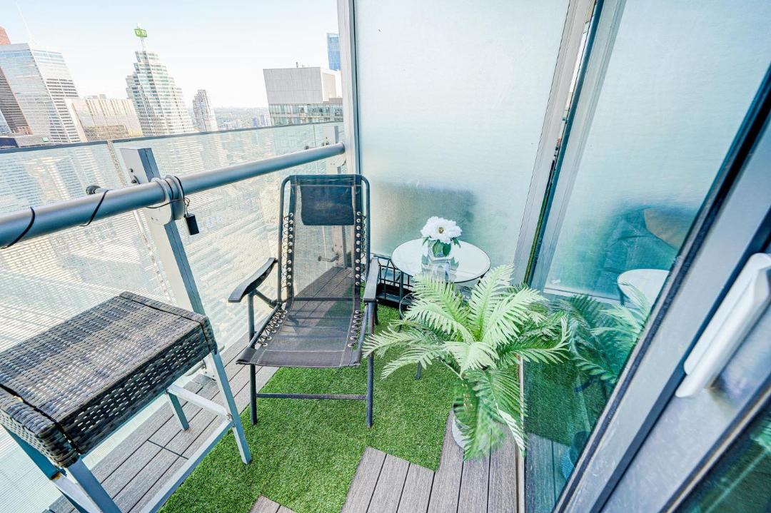 Photo of Patio Balcony in Toronto Entertainment District