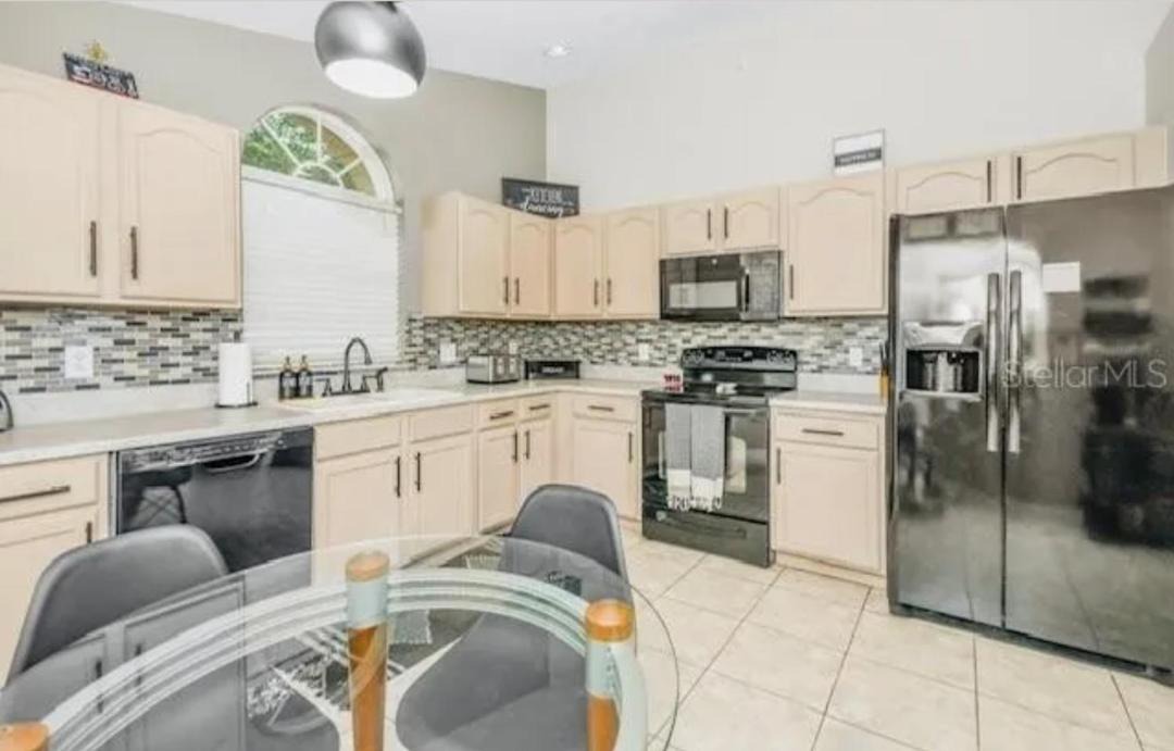 Photo of Kitchen in Windsor Palms