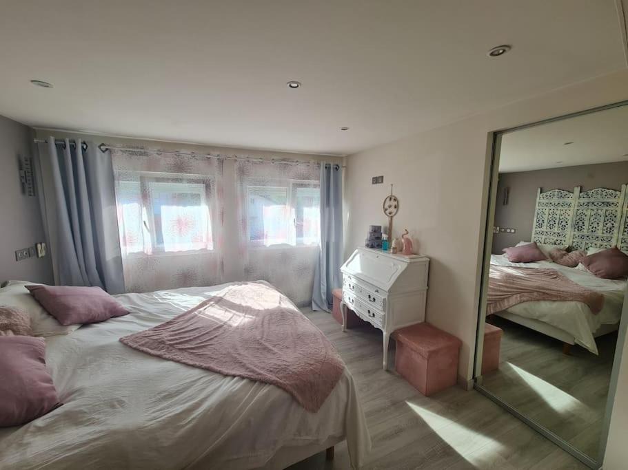 Photo of Bedroom in Valenton