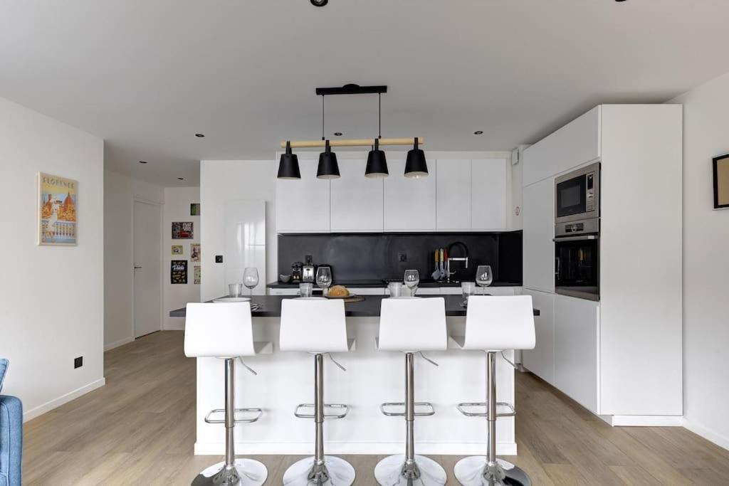 Photo of Kitchen in Suresnes